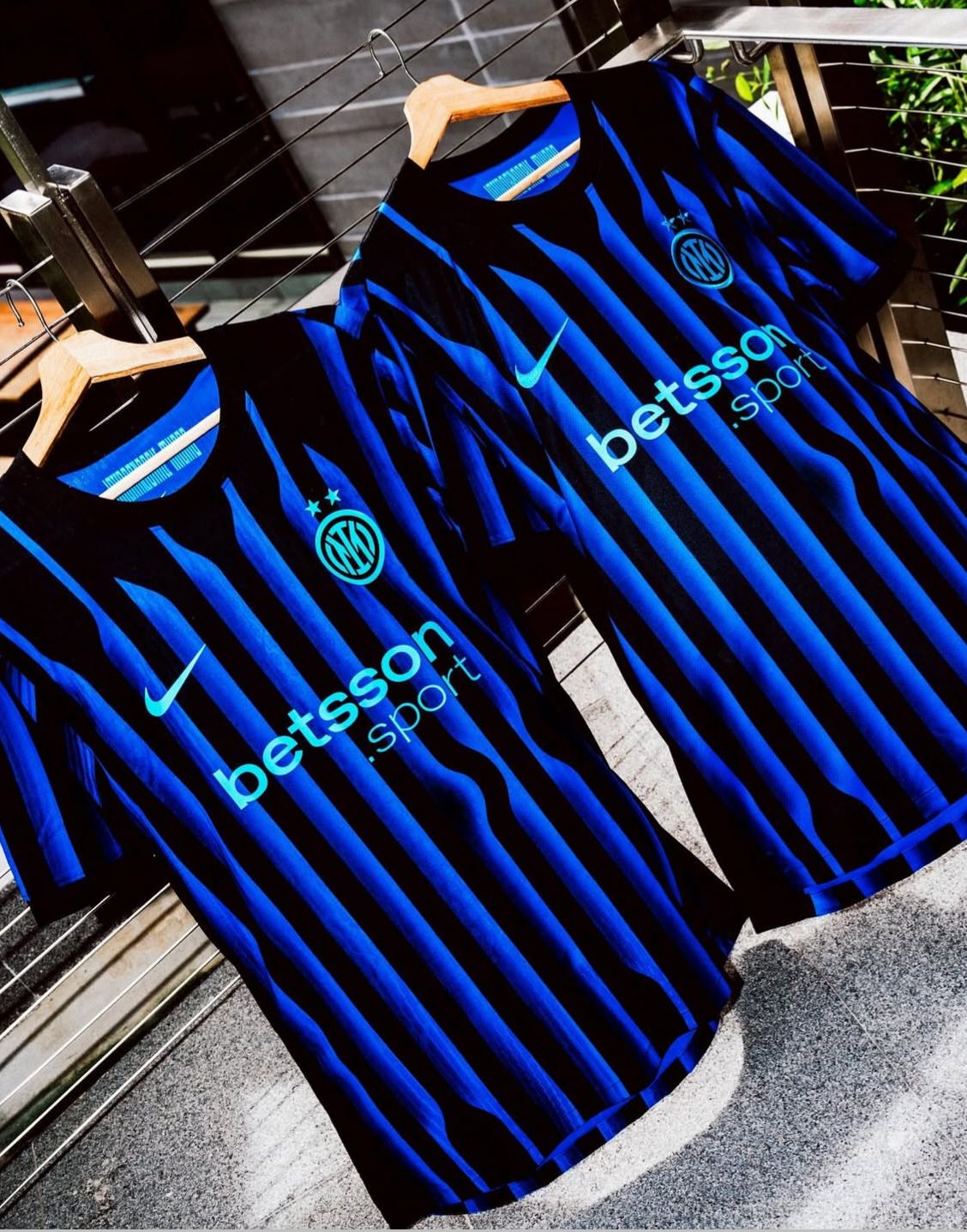 İNTER 2025-2026 İÇ SAHA FORMASI