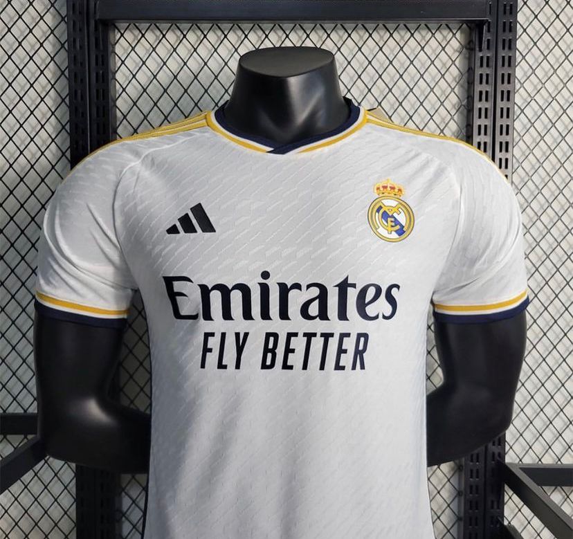 REAL 2023-2024 İÇ SAHA FORMASI