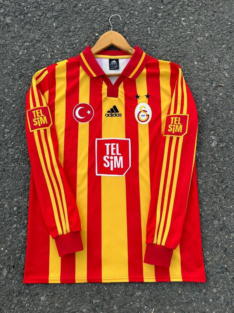 EFSANE GALATASARAY UEFA SÜPER KUPA FİNAL FORMASI