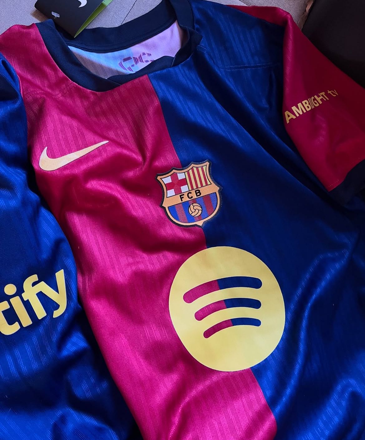BARCELONA 2024-2025 İC SAHA FORMASI