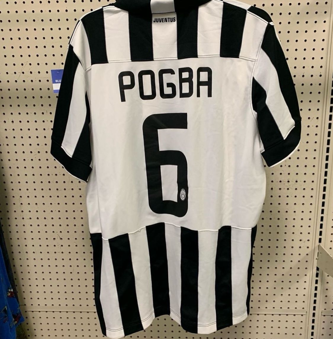 JUVENTUS EFSANE NOSTALJİ 2015-2016 FORMASI