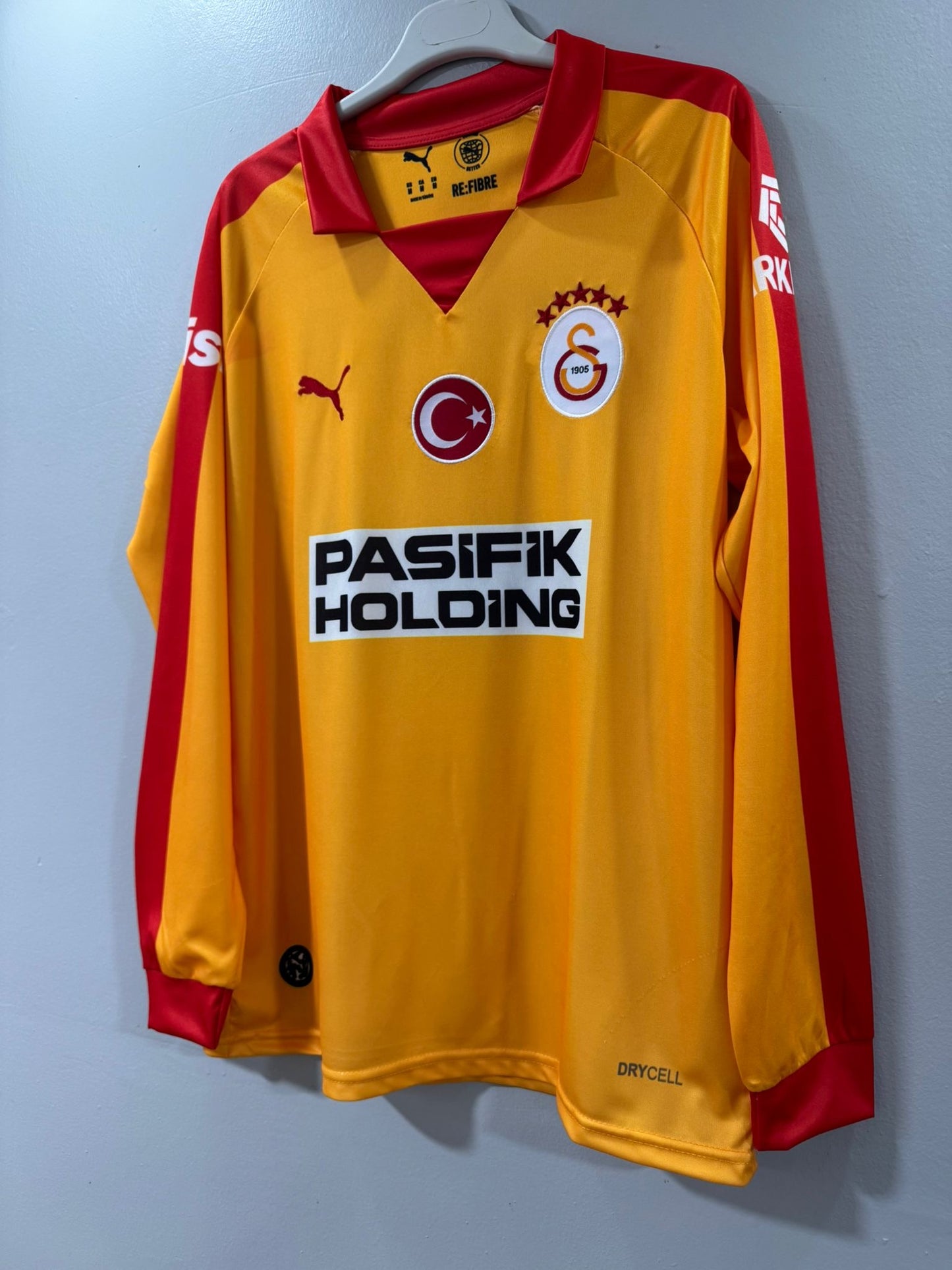 GALATASARAY RETRO SARI EFSANE YENİ UZUN KOL