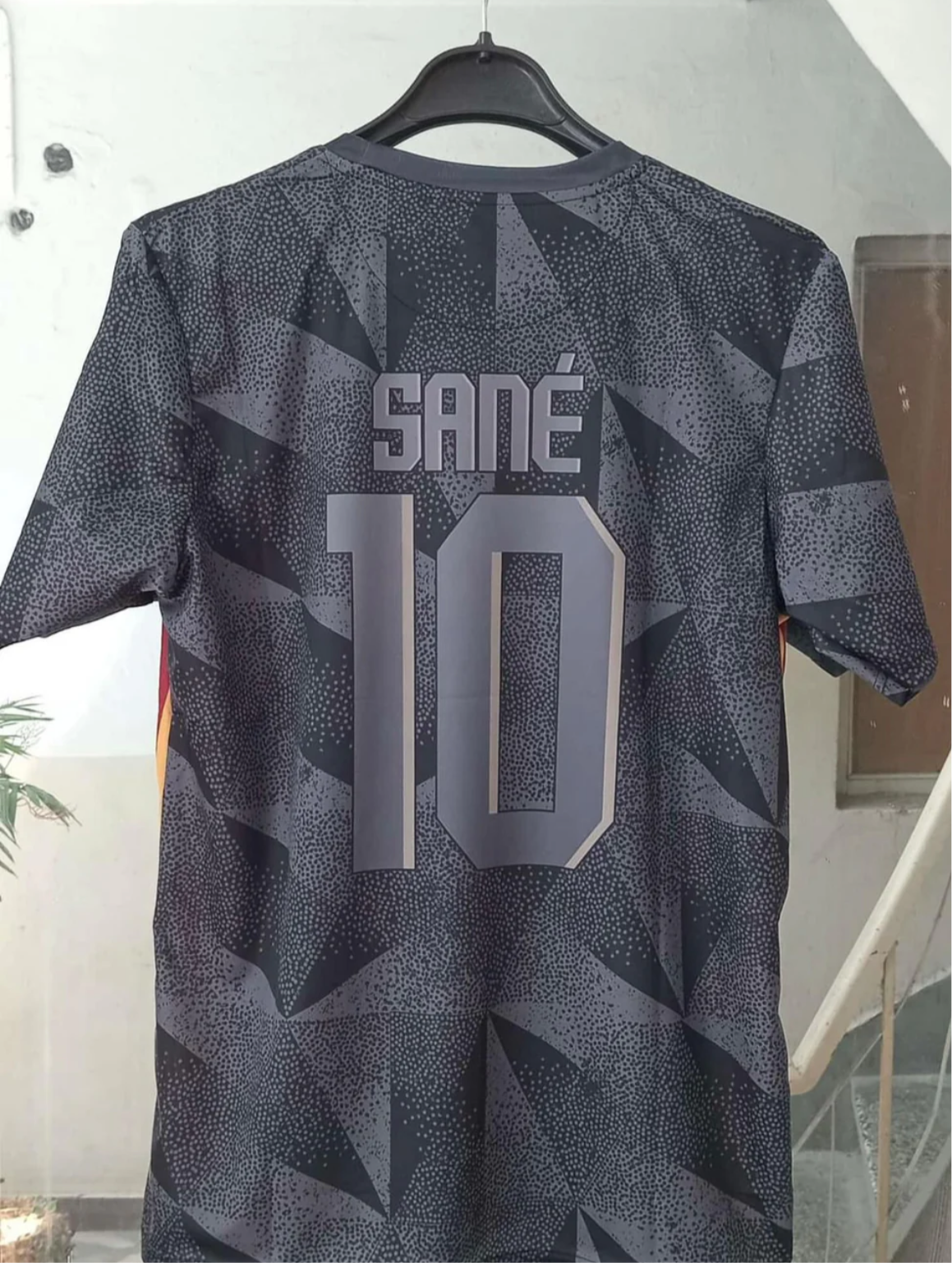 SANE 10 BLACK ÖZEL SERİ