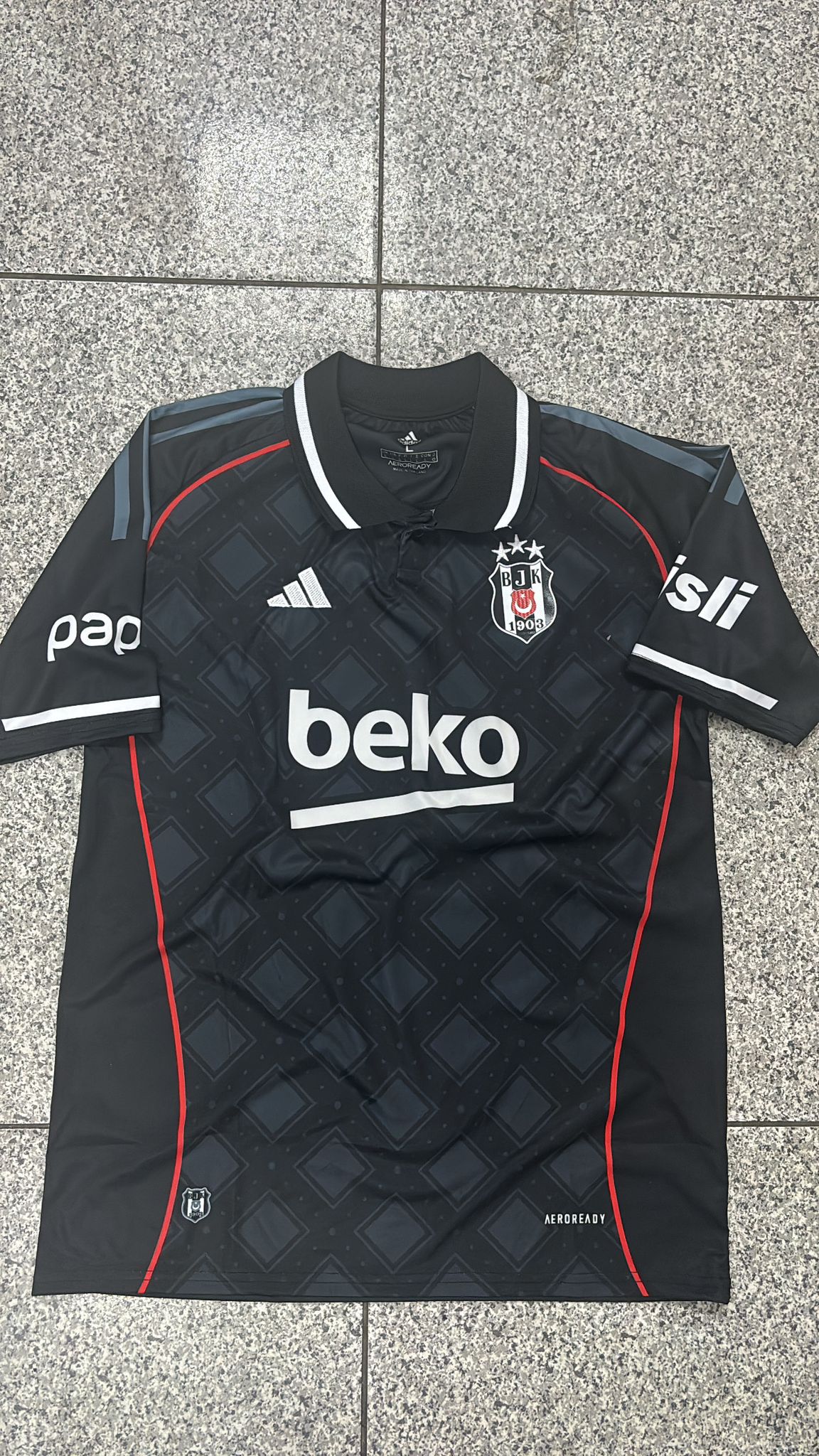 BEŞİKTAŞ 2025-2026 SİYAH FORMASI