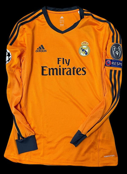 REAL MADRİD 2013-2014 RONALDO EFSANE NOSTALJİ FORMASI