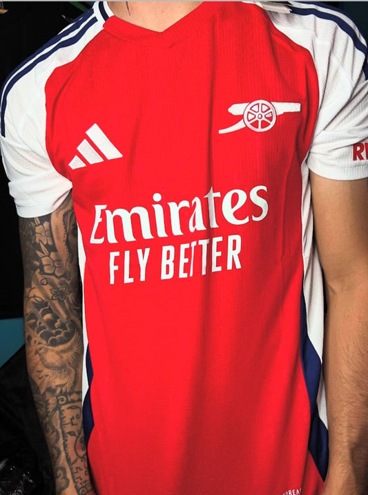 ARSENAL 2024-2025 İC SAHA FORMASI