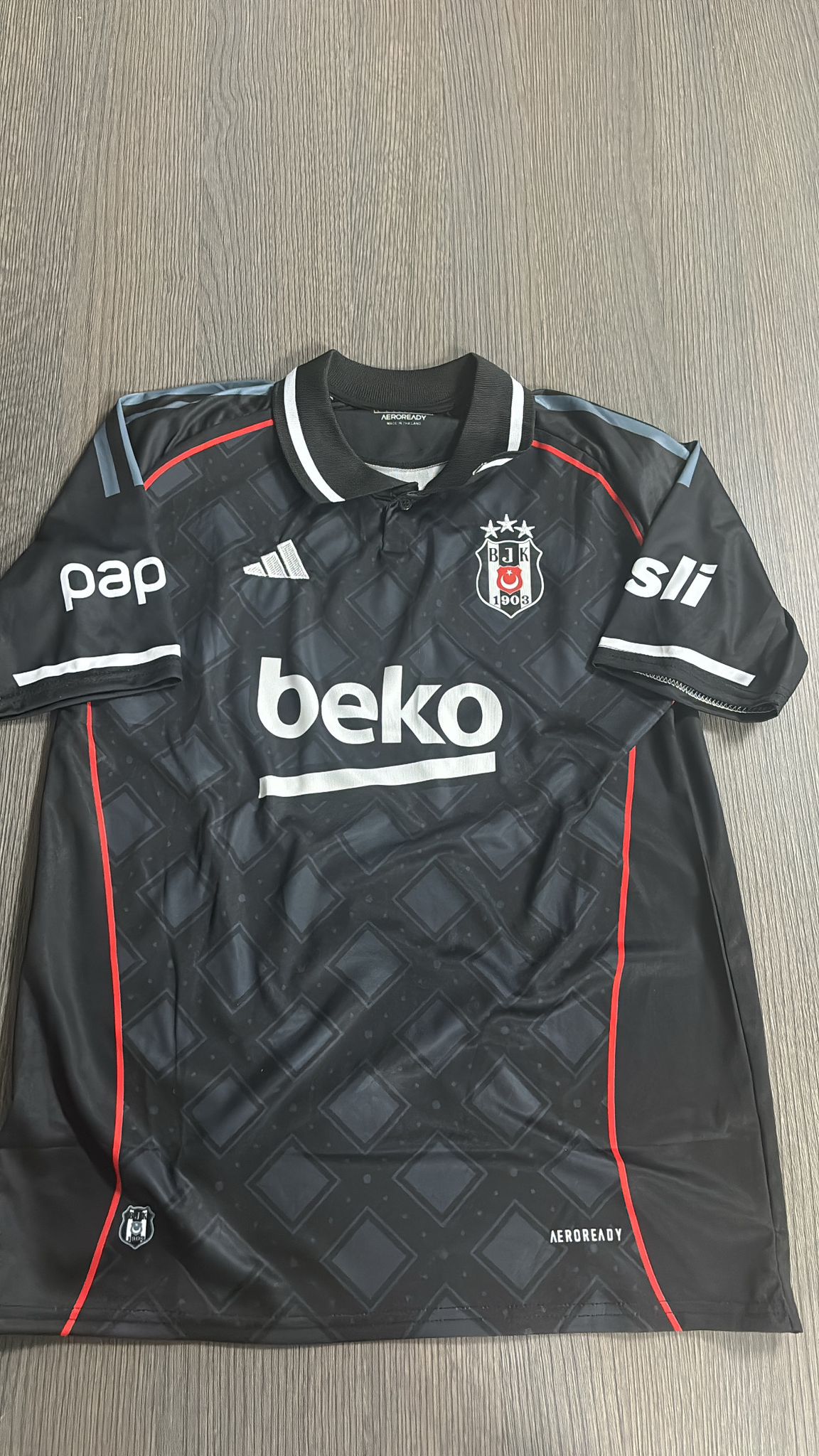 BEŞİKTAŞ 2025-2026 ÇOCUK SİYAH DEPLASMAN FORMASI ( ŞORT DAHİL )