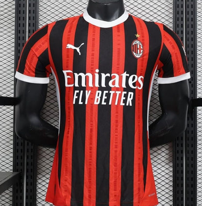 A.C MİLAN 2024-2025 İÇ SAHA FORMASI