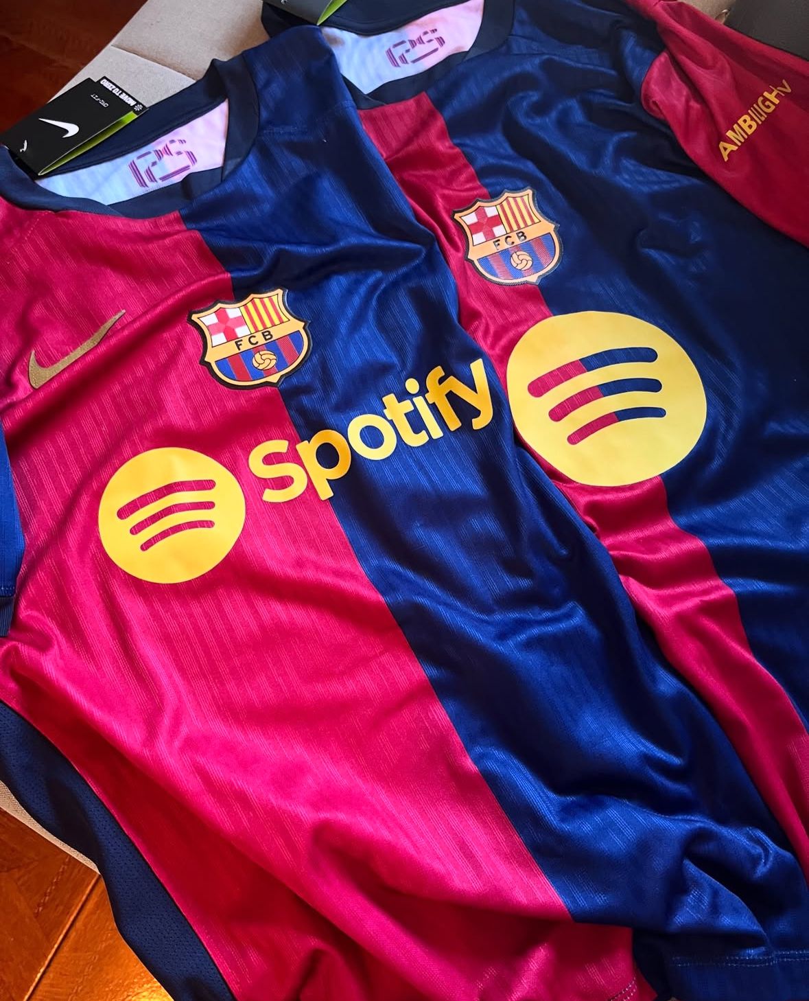 BARCELONA 2024-2025 İC SAHA FORMASI