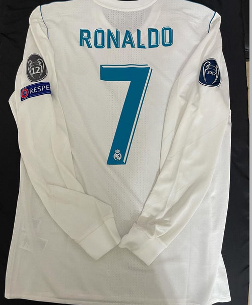 REAL MADRİD 2017-2018 BEYAZ KYİEV EFSANE FORMASI